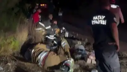 Hatay İtfaiyesi: Yangın Mücadelesinde Yorgunluk Mola Verdi