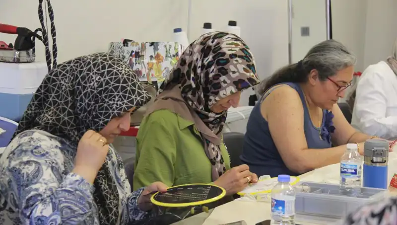 Tel Kırma Sanatıyla Aile Ekonomisine Destek: Geleneksel Bir Yaratıcılık