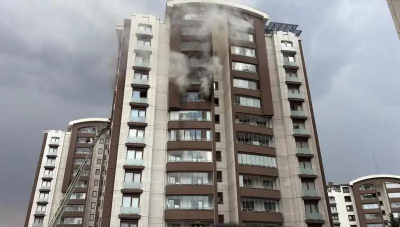 Ankara'da 14 Katlı Binada Yangın: Can Pazarı ve Sonrası