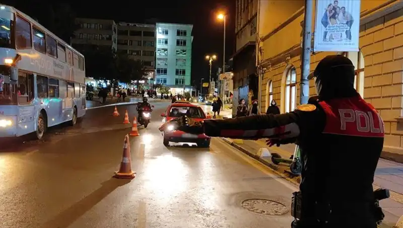 İstanbul'da Megakent Huzur Denetimleri: Güvenli Bir Yaşam Alanı İçin Neler Yapılıyor?