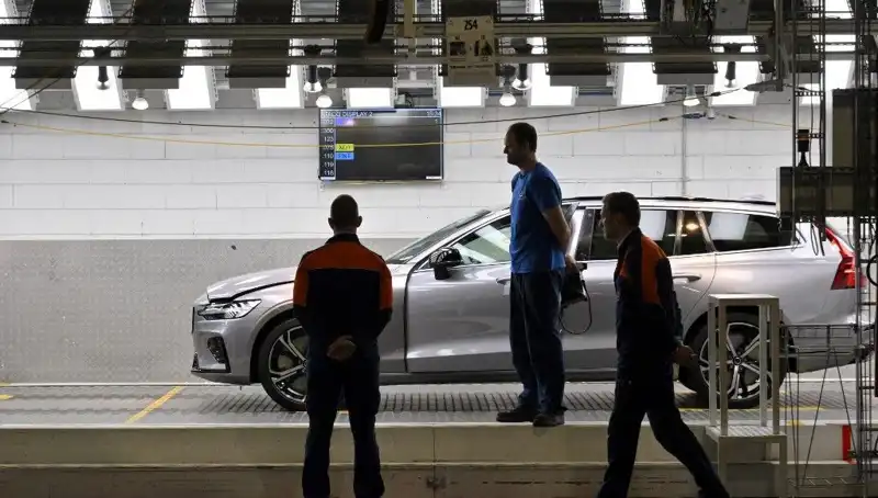 Volvo, Bazı Modellerin Satışını Neden Durdurdu? İşte Tüm Detaylar!