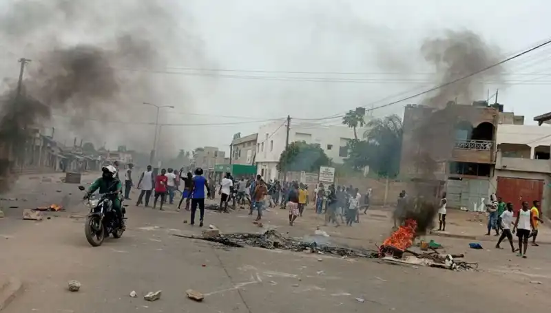 Togo'da Protestolar Sırasında Nehirlerde 7 Kişinin Cesedi Bulundu! Neler Oluyor?