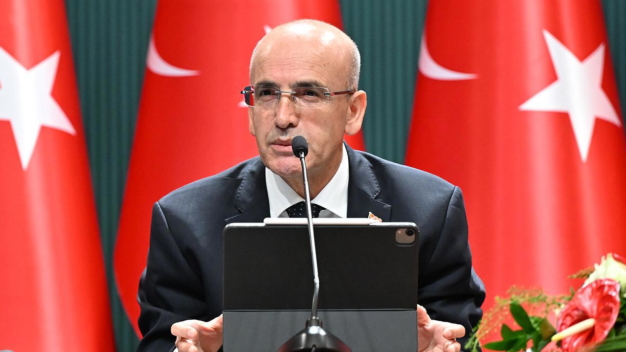 Bakan Şimşek: Enflasyonla mücadelede kararlıyız