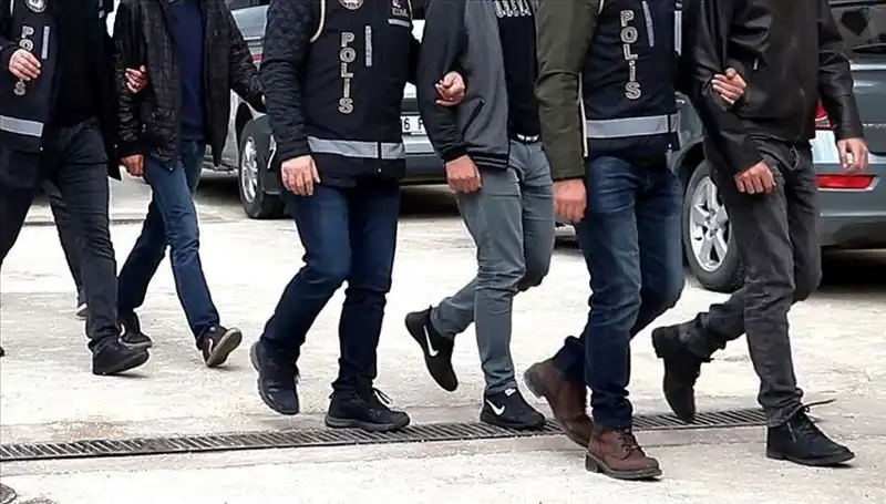 Ankara ve Antalya'da Fuhuş Operasyonu: 20 Şüpheli Gözaltında