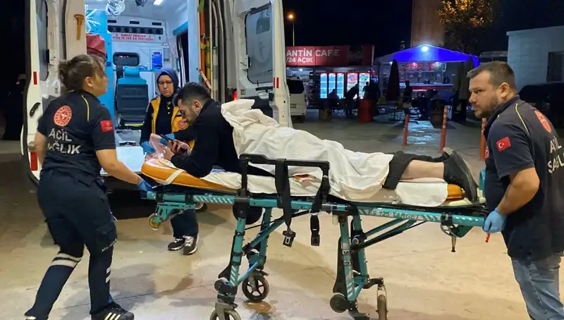 Kavga Eden Çiftçi Bıçakla Yaralandı: Olayın Ardındaki Gerçekler