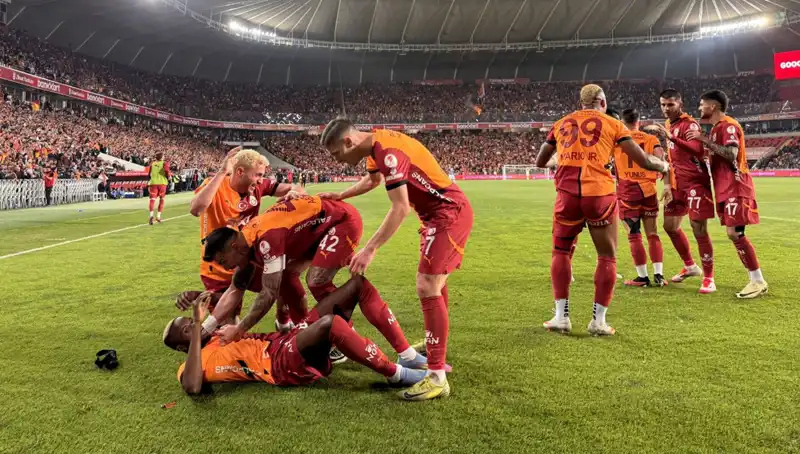 Galatasaray Şampiyonluk Yolunda: 1 Puanla Tarih Yazabilir Mi?