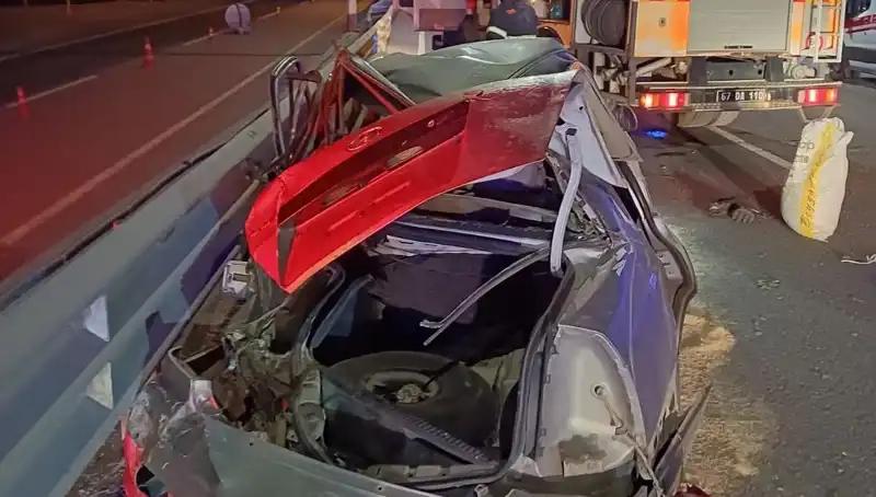 Zonguldak'ta Meydana Gelen Kazada Sürücü Hayatını Kaybetti