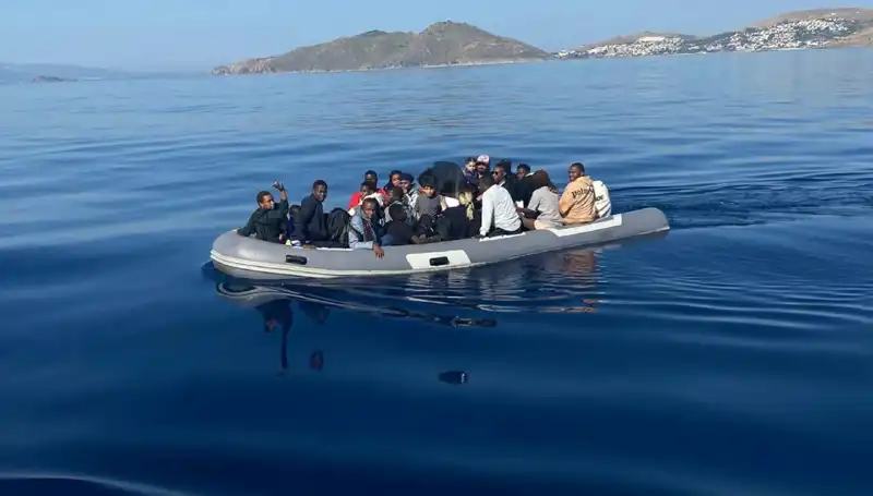 Bodrum'da 25 Düzensiz Göçmen Operasyonu: Aramalar Devam Ediyor