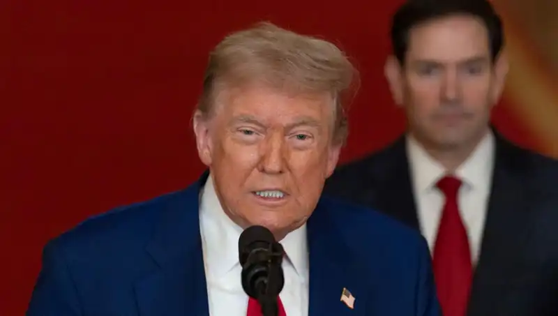 Trump, İran Nükleer Anlaşmasına 30 Milyar Dolar Ayrılmasına Sert Çıktı