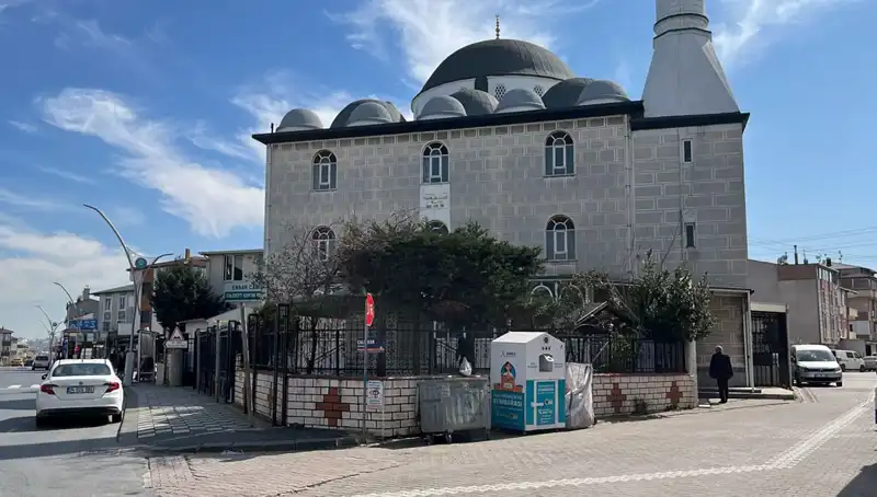 Cami Tuvaletinde Bulunan Cansız Bedeni Şok Etkisi Yarattı