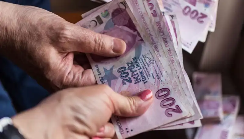 2025’te Memur ve Emekli Maaşları Ne Kadar Olacak? Enflasyon Farkı Beklentileri!