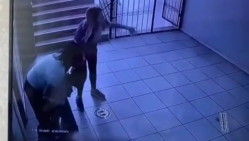 Öğretmenin Zekice Müdahalesi Öğrenci Hayatını Kurtardı