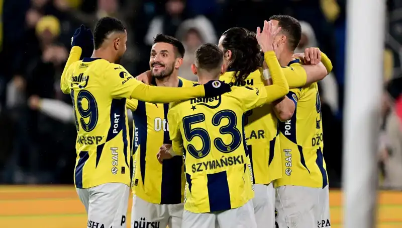 Kadıköy'de Futbol Mücadelesi: Takımlar Kazanmak İçin Hazır!