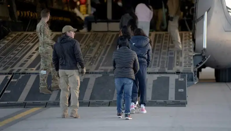 Kosova, ABD'nin Sınır Dışı Ettiği Göçmenler İçin Kurtuluş Kapısını Aralıyor