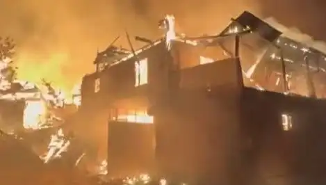 Çankırı’da Yangın Felaketi: Altı Ev ve Bir Ahır Yanarak Küle Döndü