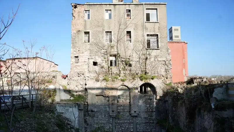 İstanbul'da Bin 600 Yıllık Tarihi Yapı: Dört Dönemin İncisi
