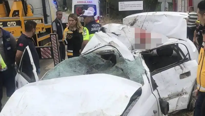 Tokat'ta Dehşet Veren Kaza: Sürücü Hayatını Kaybetti