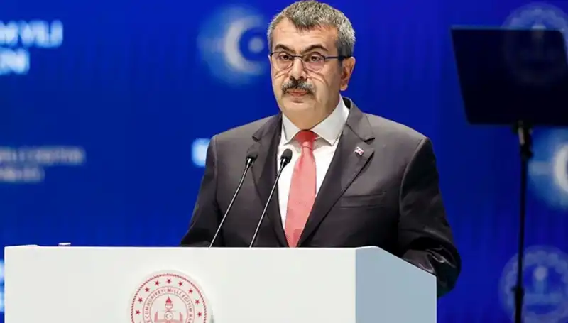 23 Nisan Ulusal Egemenlik ve Çocuk Bayramı’nda Tekin’den Anlamlı Mesaj