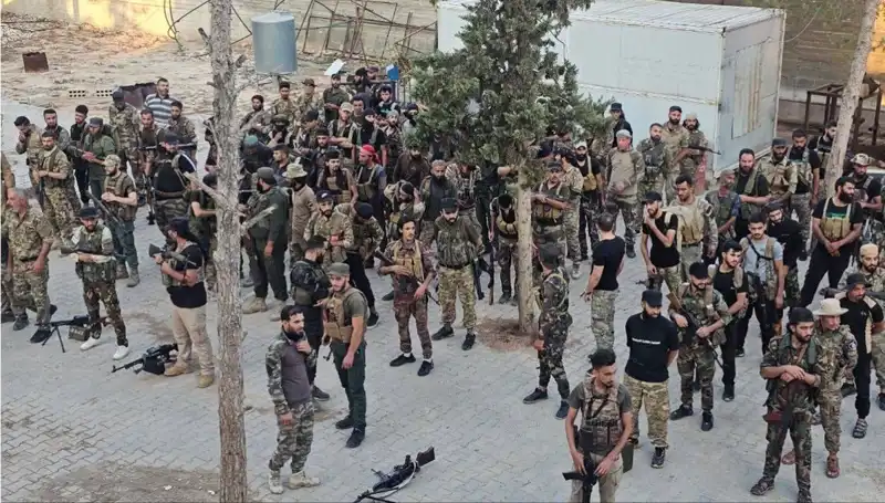 Suriye, PKK/YPG'ye Karşı Halep’e Askeri Sevkiyat Gerçekleştirdi