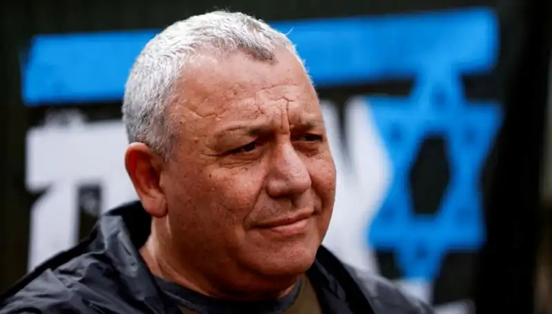 İsrail'de Siyasi Deprem: Gadi Eisenkot İstifa Etti, Gözler Gelecekte!