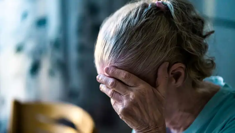 Alzheimer Riskini Artıran Günlük Alışkanlıklarımızı Keşfedin