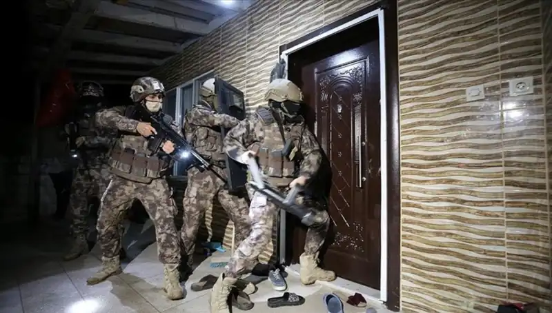 Altı Suç Örgütüne Tarihinin En Büyük Darbesi: 158 Şüpheli Yakalandı!