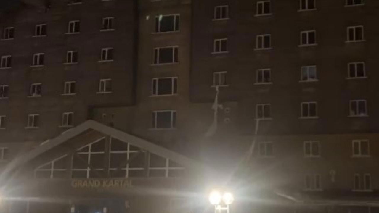 Otel Yangınında Çaresiz Çığlıklar