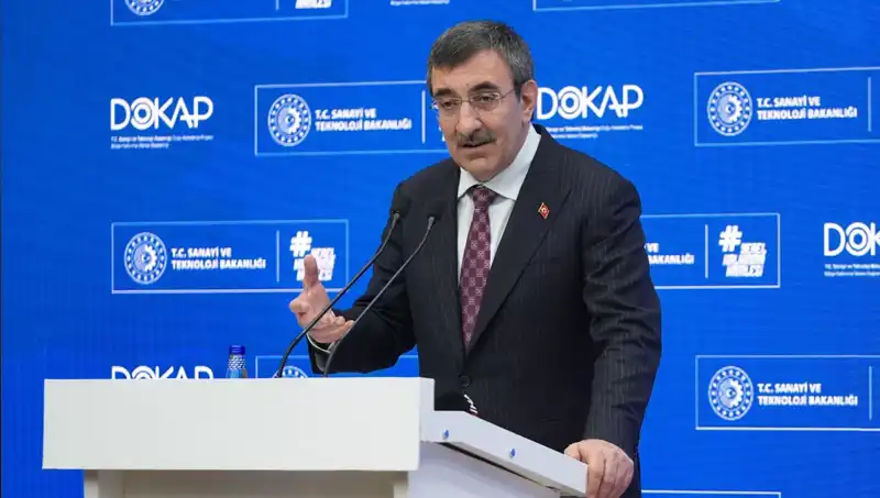 Cevdet Yılmaz'dan Ekonomi Mesajları: Enflasyonu Düşürme Vurgusu