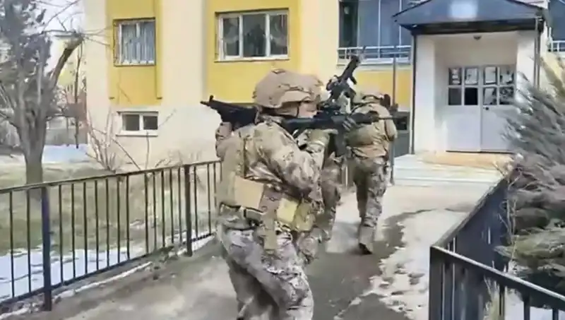 Bingöl’de DAEŞ Operasyonunda 3 Şüpheli Tutuklandı: Detaylar Neler?