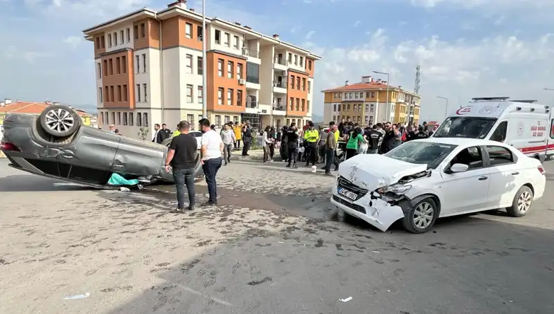 Nurdağı'nda Çocukların da Arasında Olduğu Feci Kaza: 9 Yaralı