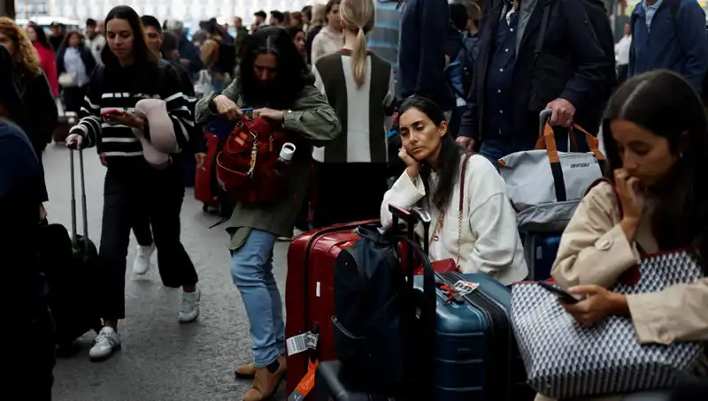 İspanya'da Kablo Hırsızlığı Tren Yolculuklarını Tehdit Ediyor