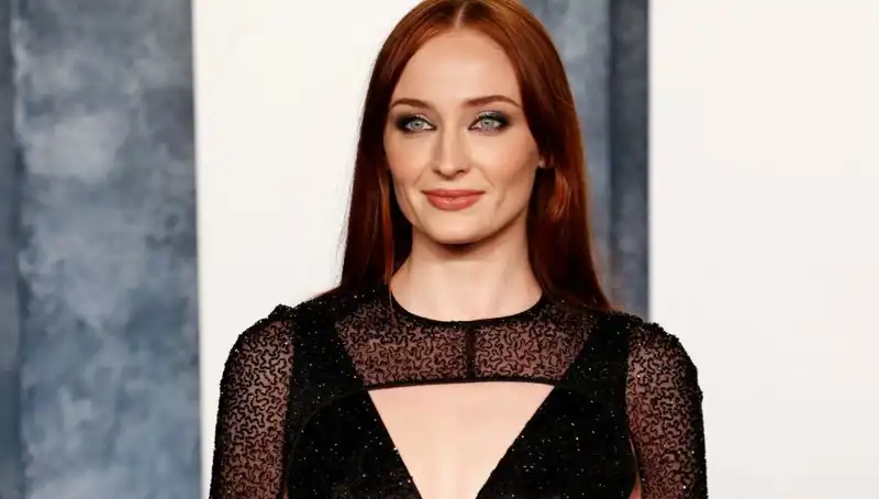 Sophie Turner'ı Kızdıran Yorum: Game of Thrones Yıldızının Tepkisi Ne Olacak?