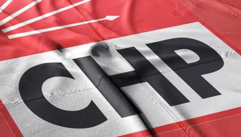 Bayrampaşa'da Şok Gelişme: CHP'li Üye Murat Salman İstifa Etti