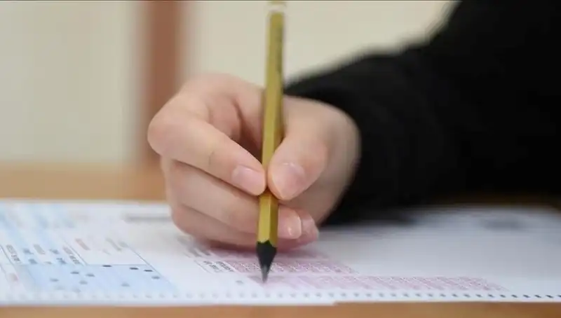 LGS Sınavında Eleyici Sorular: Öğrenciler Nasıl Performans Gösterdi?
