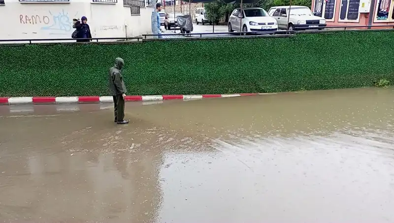 Aydın'da Sağanak Yağış Alt Geçidi Su Bastı: Bir Gündem Konusu Olacak!