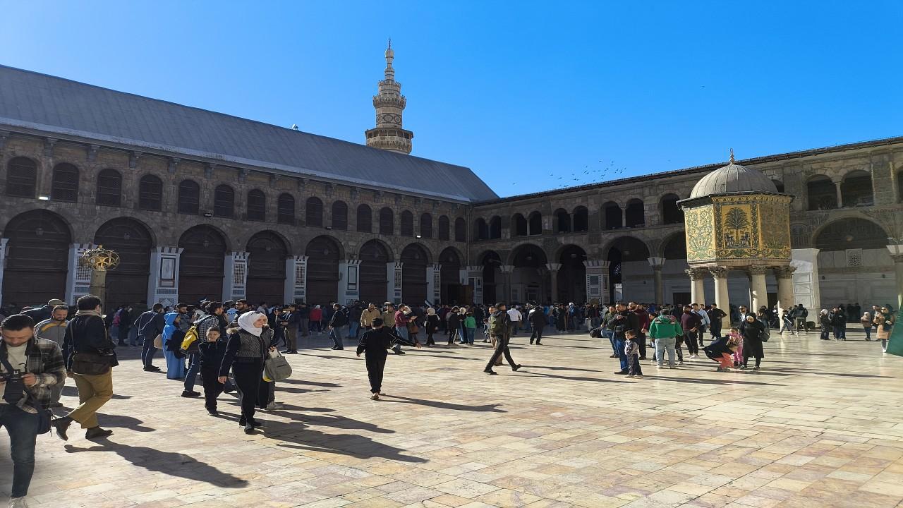 Emevi Camii İmamı: Cumhurbaşkanı Erdoğan'ın Yardım Eli Toplumun Takdirini Kazandı