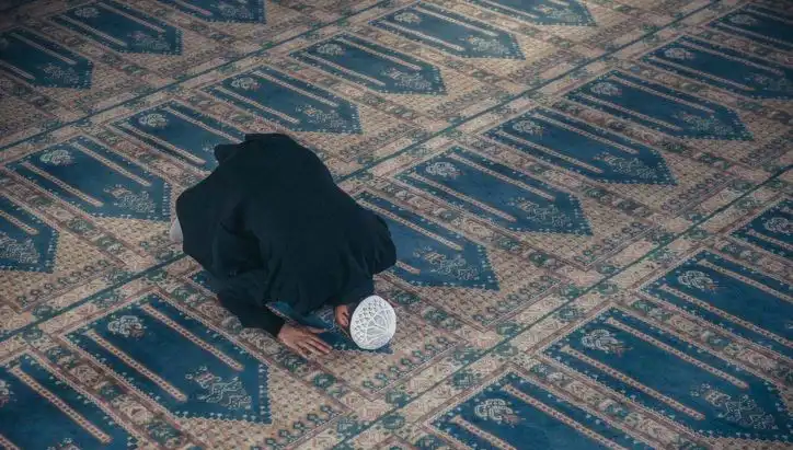 Cuma Namazı İçin İstanbul, Ankara, İzmir'de Saatler ve Bilgiler
