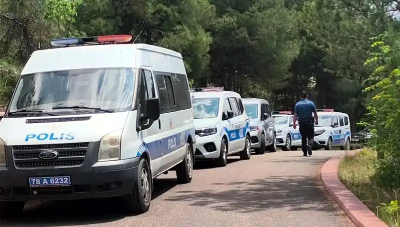 Karabük'teki Gizemli Ölüm: Ağaca Asılı Bulunan Genç İnsanı Şok Etti