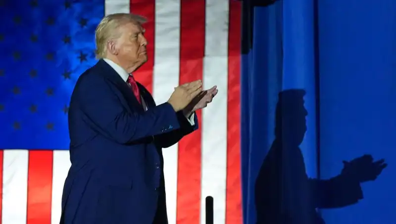 Trump'tan Çarpıcı Açıklama: 100 Günde 100 Yılın Değişimi Gerçekleşti!