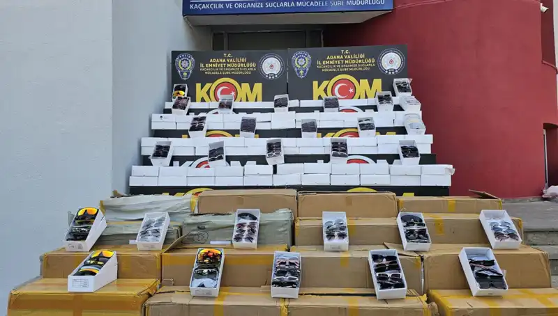 Adana'da Yüzlerce Bin Liralık Kaçak Güneş Gözlüğü Operasyonu Başarıyla Tamamlandı
