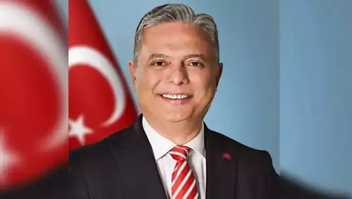 Ümit Uysal: CHP Genel Başkan Adayı Kimdir ve Neler Yapmıştır?