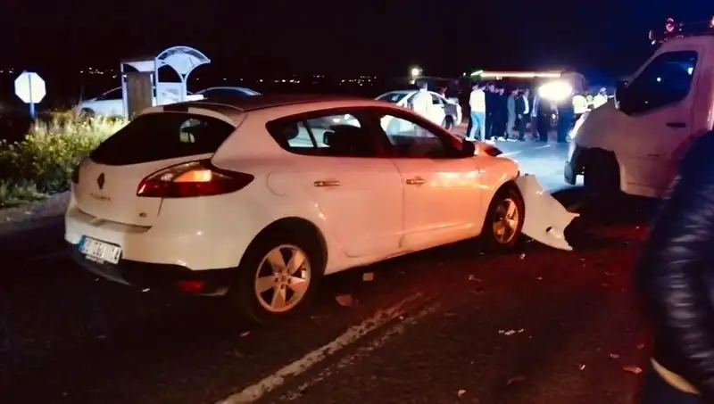 Kafa Kafaya Çarpışma: Feci Kaza Sonrası bir Kayıp, Yedi Yaralı