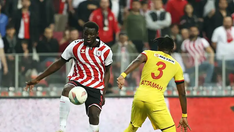 Samsunspor'da Hedef: UEFA Avrupa Ligi'nde Gruplara Kalmak İçin Girişim Başlatıldı