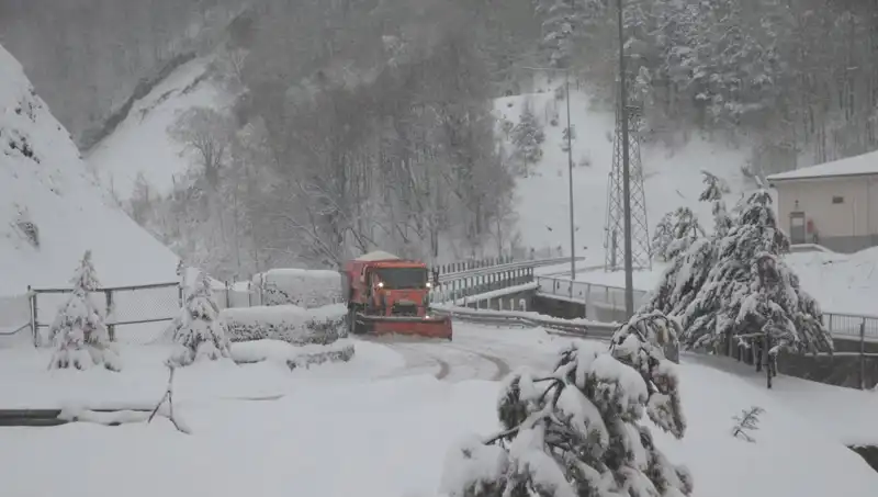 Bolu Dağı'nda Kar Yağışı Müjdeli Hava Değişimi Getirdi