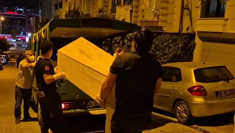 Esenyurt'ta Gizemli Ölüm: Kadın Cesedi Bulundu, Ayrıntılar Tüyler Ürpertiyor!