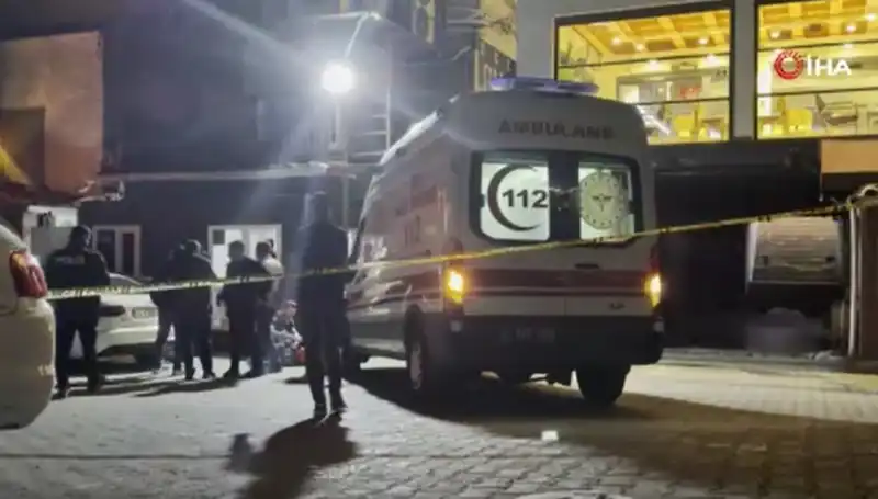Gece Kulübü Önünde Alacak Verecek Cinayeti: Şok Edici Olayın Ardındaki Gerçekler