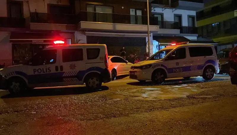 Kocaeli'de Gençler Arasındaki Bıçaklı Kavga: İki Genç Yaralandı