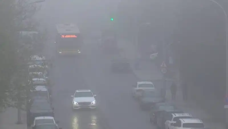 İstanbul’un Büyülü Sisin Ortasında Hayat Nasıl Devam Ediyor?
