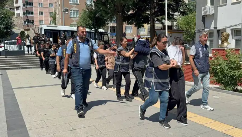 Türkiye Genelinde 12 İlde Yasa Dışı Bahis Operasyonu: 21 Tutuklama Gerçekleşti