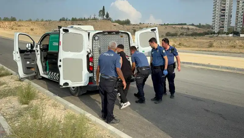 Yol Kenarında Bulunan Ceset, Gizemi Artırıyor: Olayın Ayrıntıları Neler?